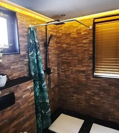 Holiday home Vakantiewoning Maas En Waal 106 Ewijk