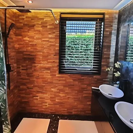 Vakantiewoning Maas En Waal 106