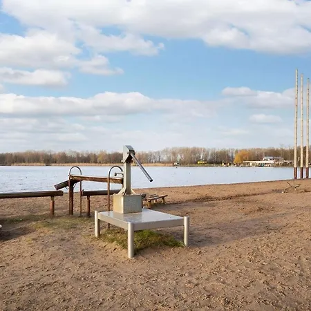 Holiday home Vakantiewoning Maas En Waal 106 Ewijk